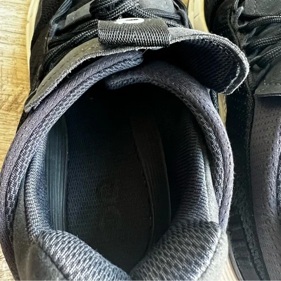 On Running Cloudnova Women’s Black and White Shoes - Picture 6 of 14